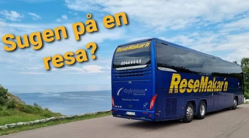 Blå buss med texten Resemakarn i gult.