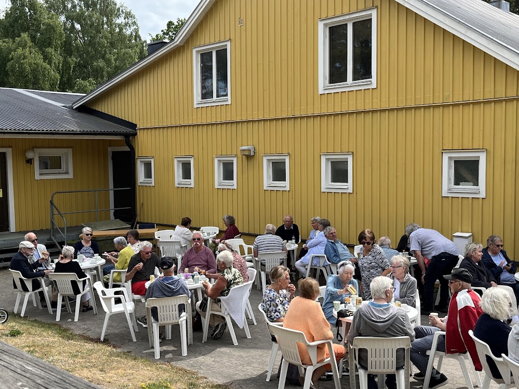 Medlemmar i skönt väder.