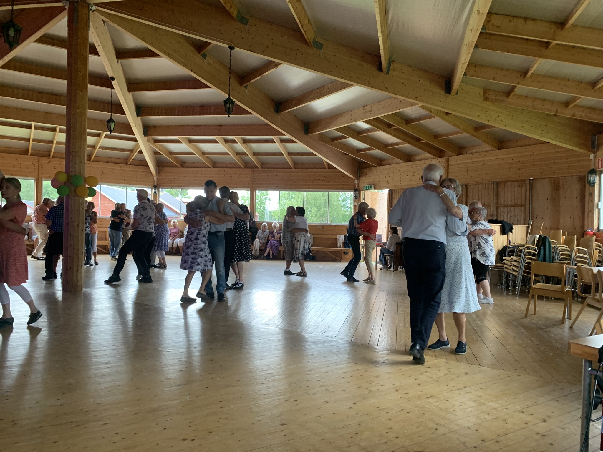 Människor som dansar.