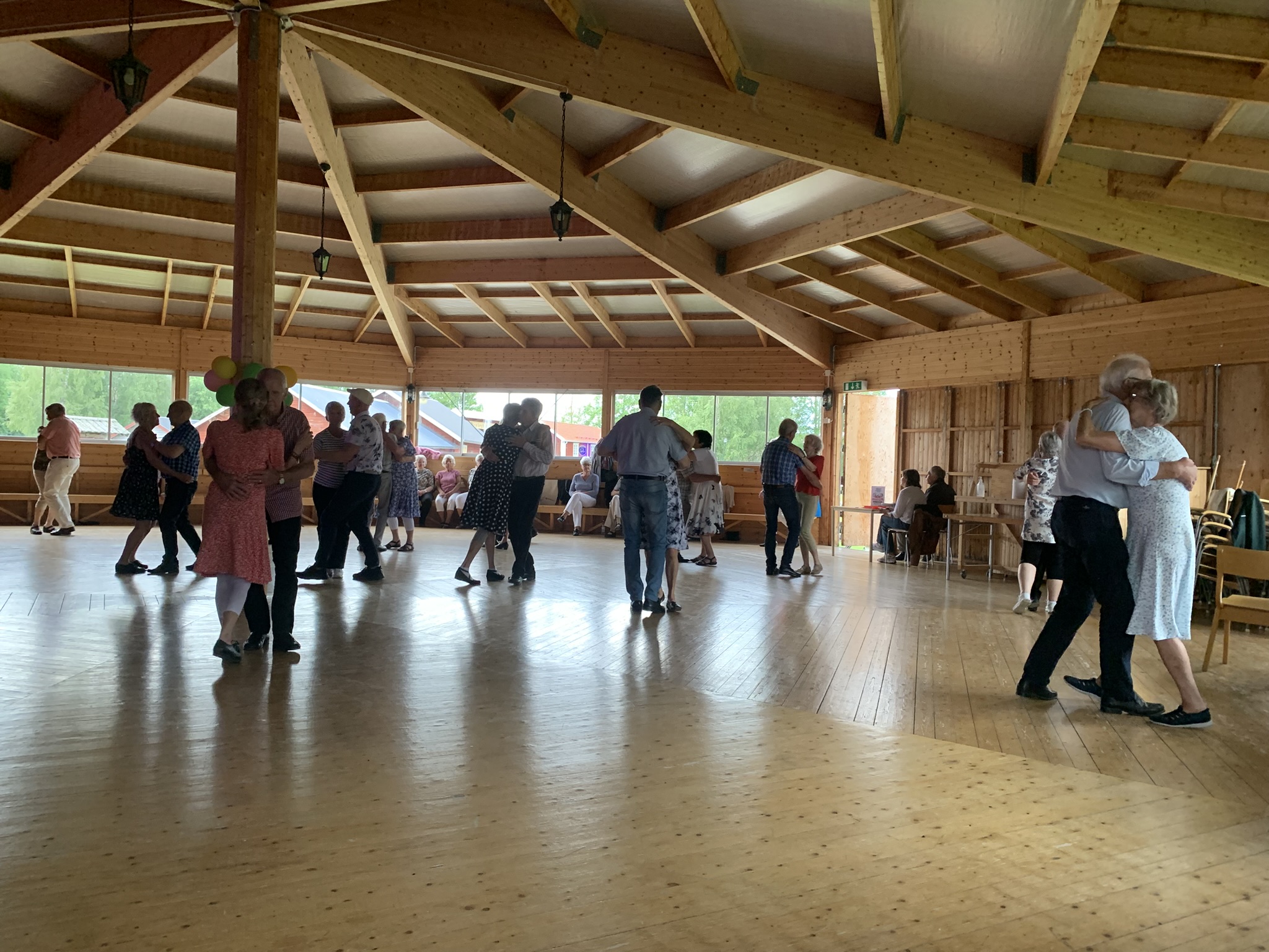 Människor som dansar.