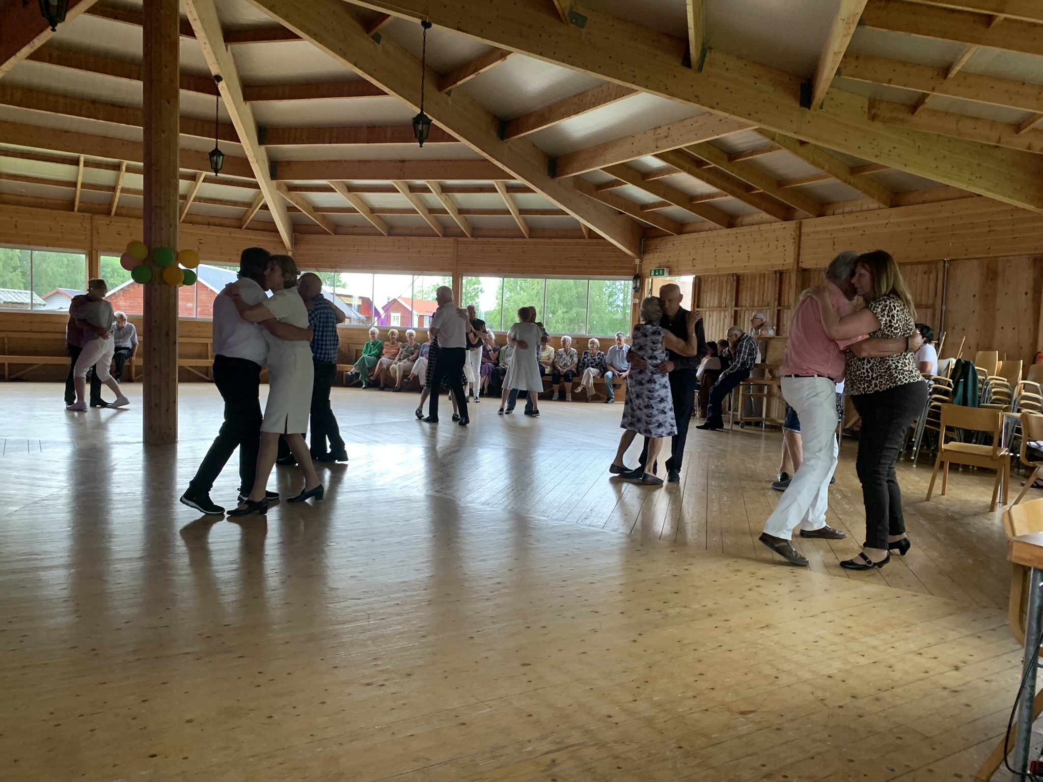 Människor som dansar.