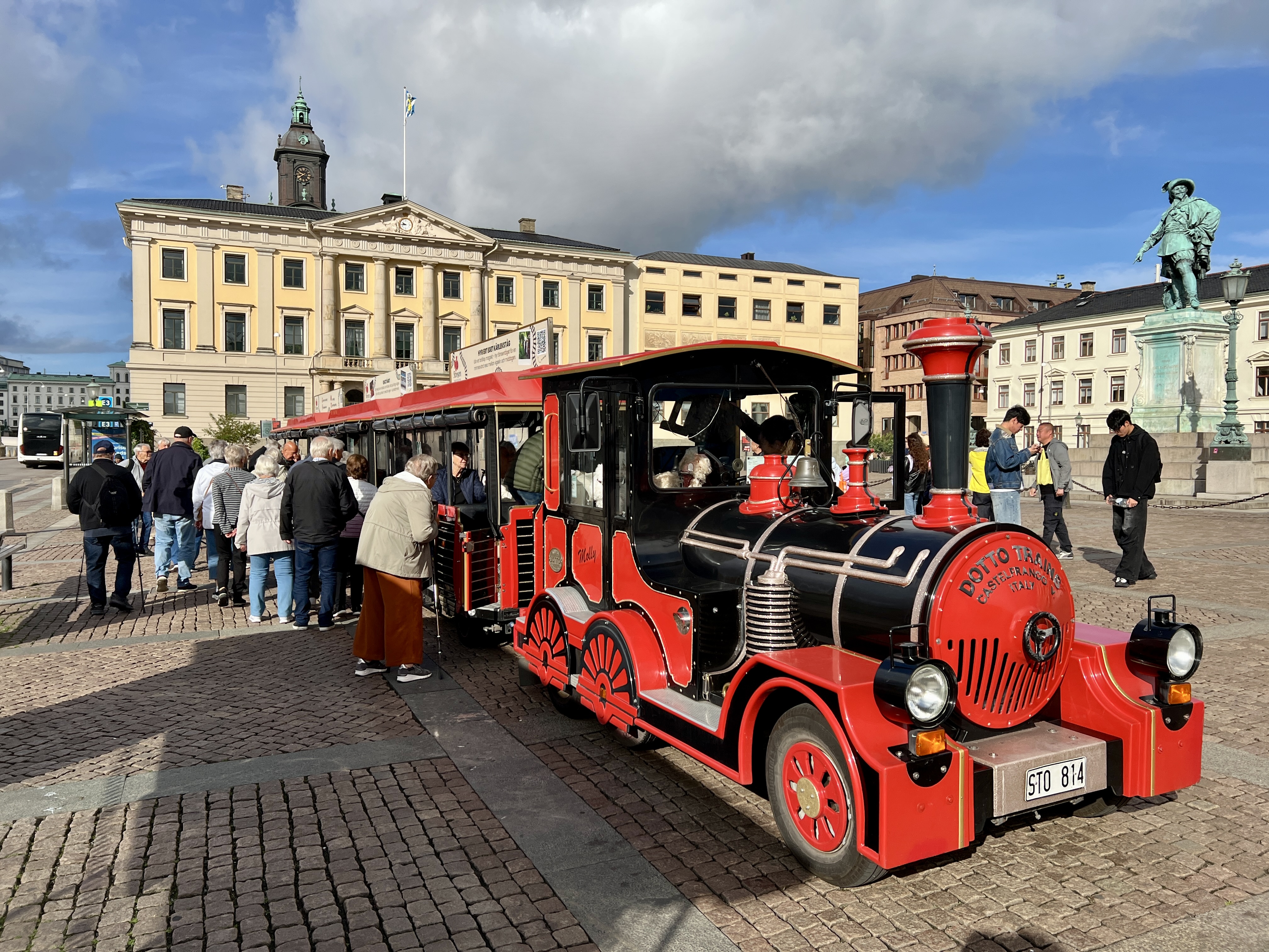 PRO Torhamn på tåget Stinsen i Göteborg.