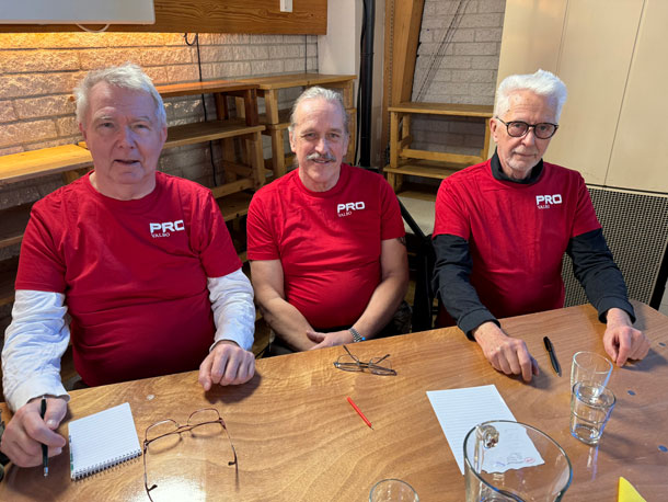 Valbos lag var med Ulf Lindman, Hans Larsson och Kjell Hammarström. Trion var inte oväntat nöjda med årets insats som gav en andraplats. Foto: Ulf Lindman
