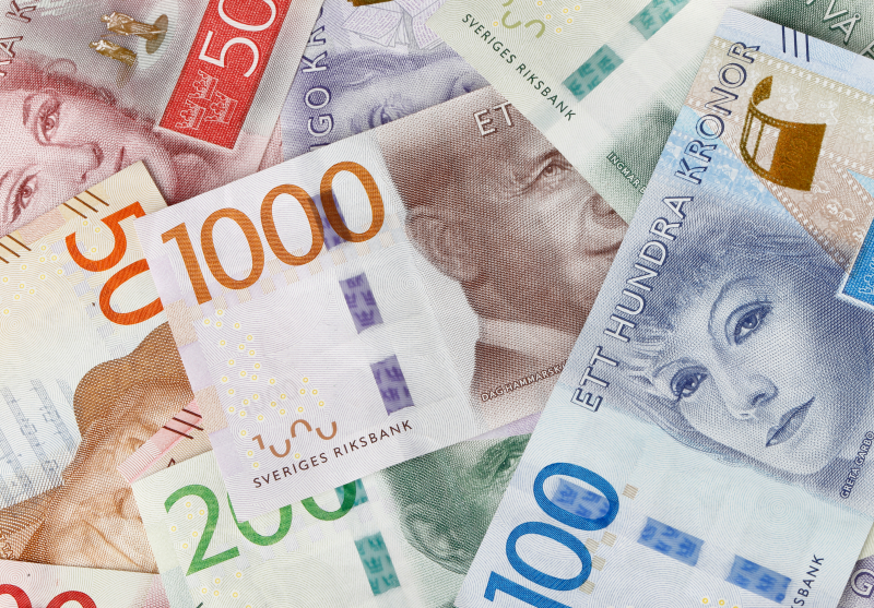 Bild på svenska sedlar i olika valörer