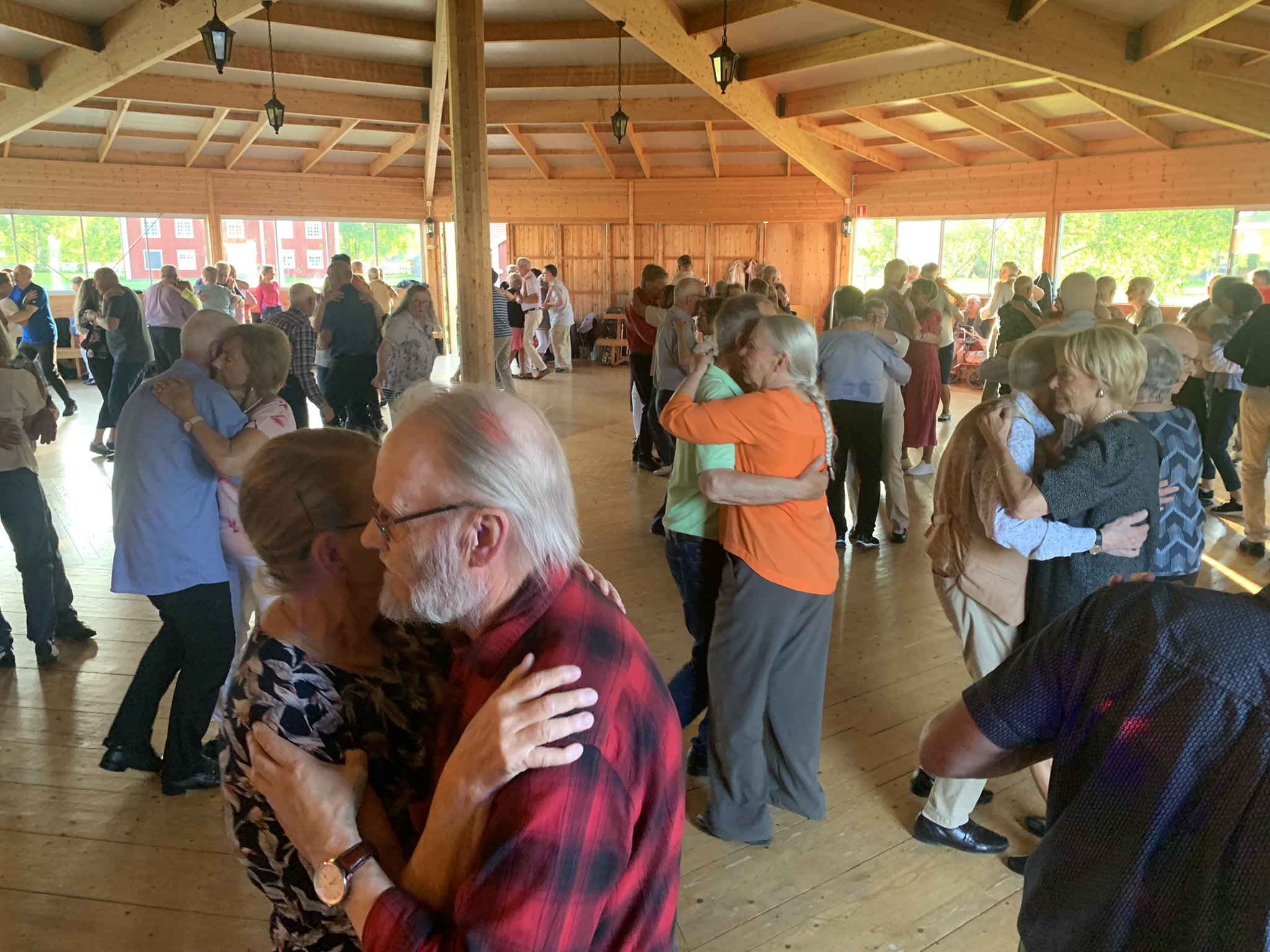 Människor som dansar.
