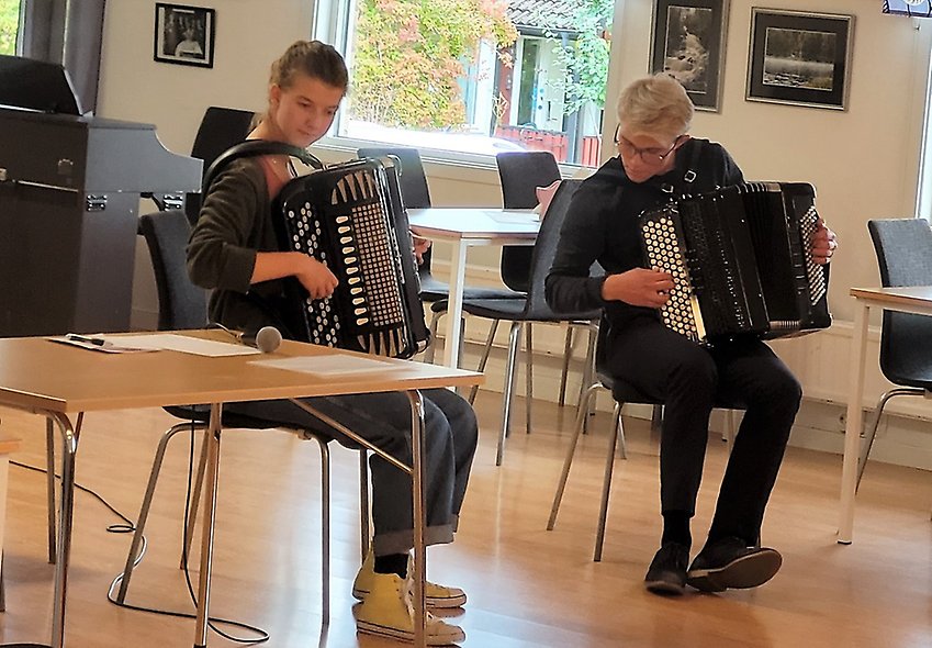 Dragspelare från Musikskolan. Foto: Berith Pettersson.