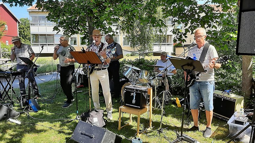 Eminenta orkestern Kuztbandet. Foto Kjell Karlsson