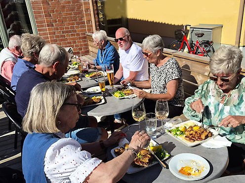 Pubträff på Aramis