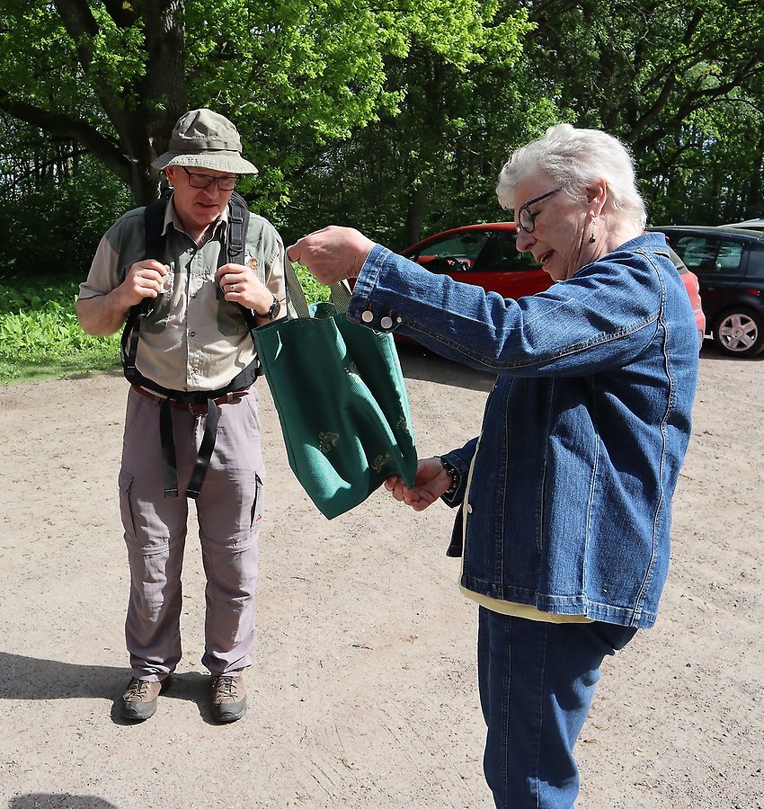 Vår guide, Ingvar Fredriksson, avtackades efter en intressant dag.